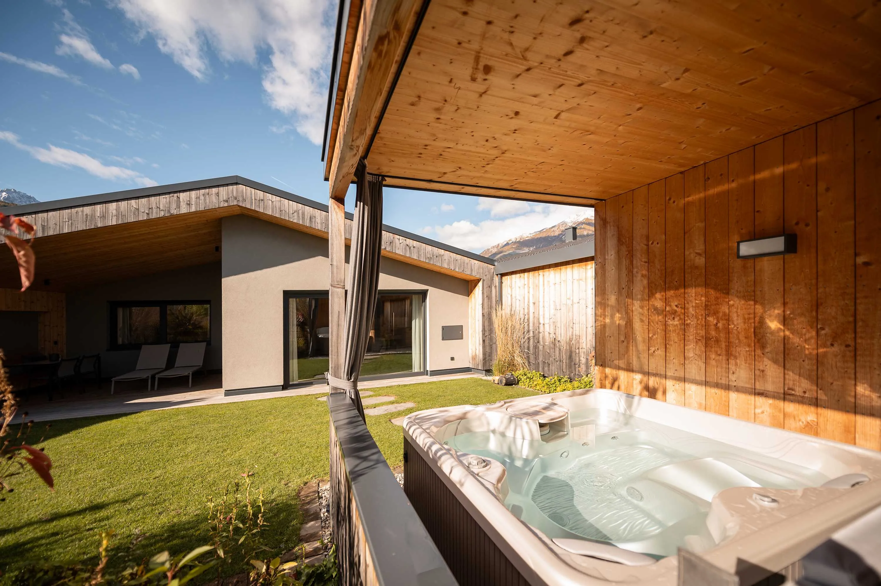Private SPA Chalets Südtirol Amolaris Whirlpool Sauna