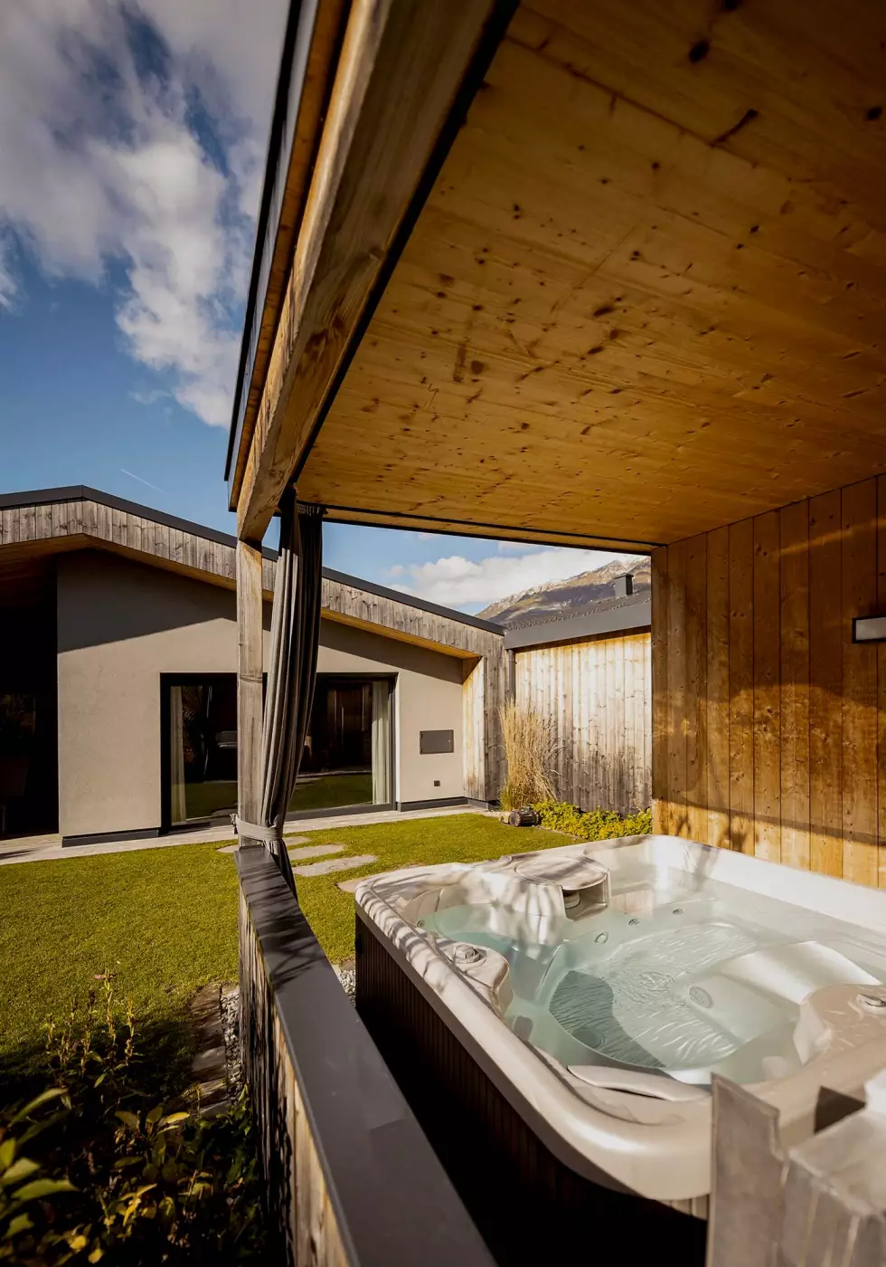 Private SPA Chalets Südtirol Amolaris Whirlpool Sauna