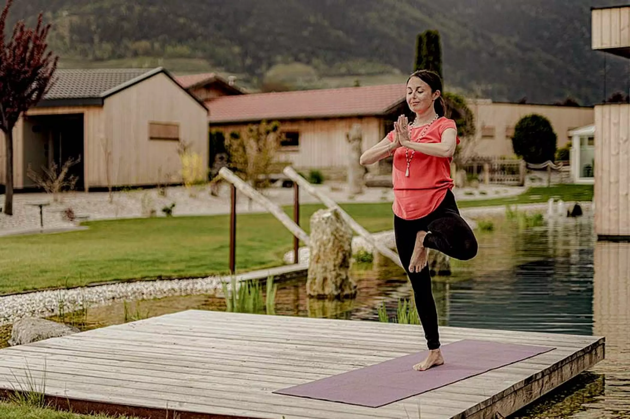 Hideaway Südtirol Amolaris Lodges Naturbadeteich