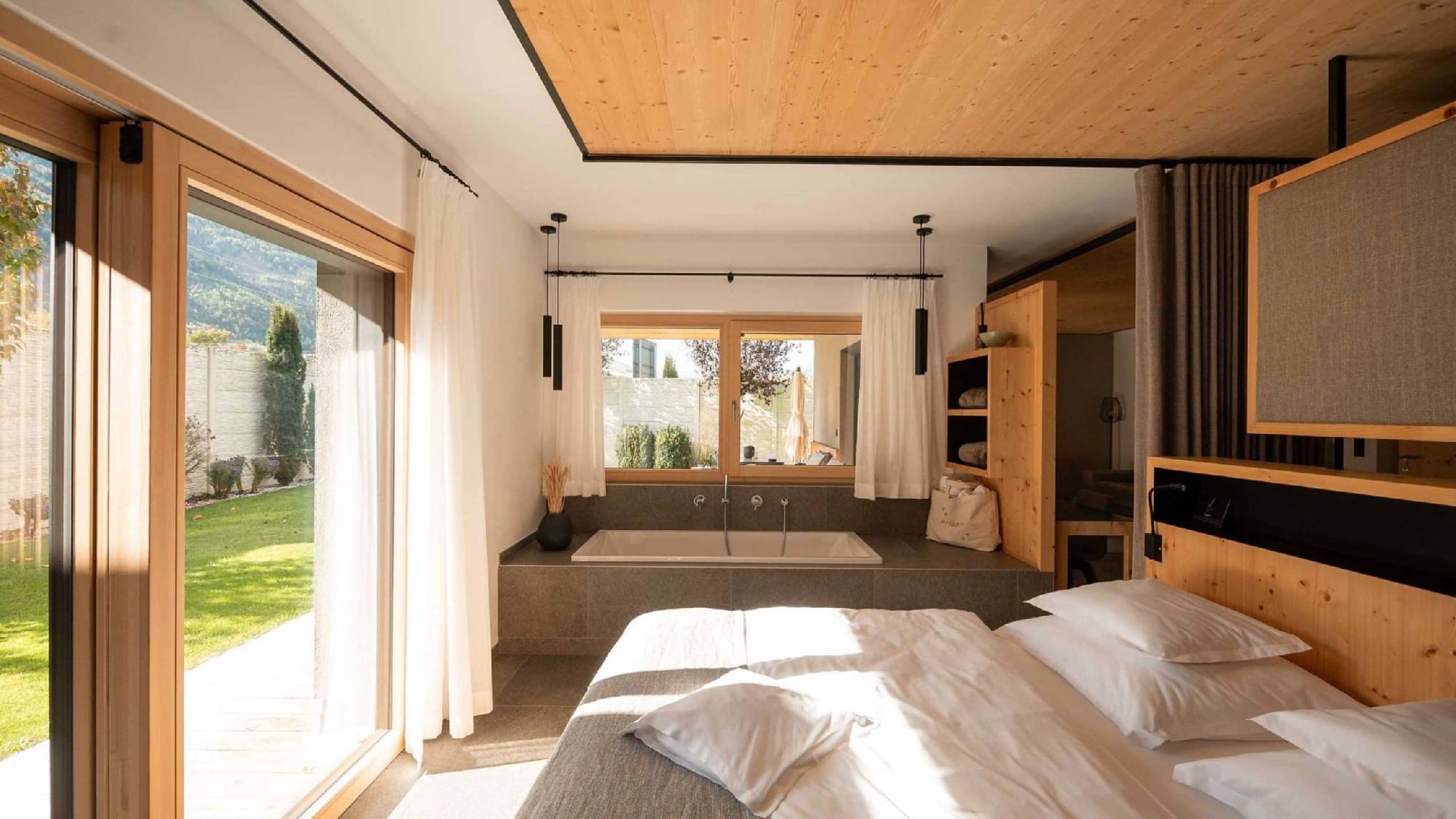 Lodge Garden Spa Select